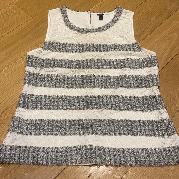 JCrew woman’s elegant tank top - Picture 3 of 11